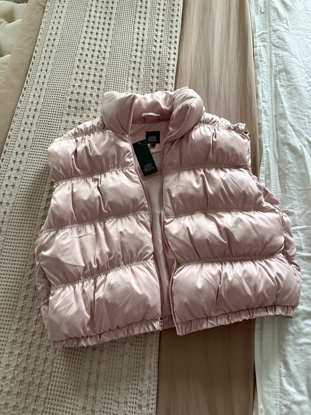 NEW wild fable Light Pink Puffer Vest Size L